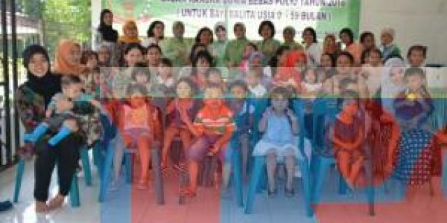 Posyandu Flamboyan Persit KCK Cabang Korem 022/PT Laksanakan PIN Tahun 2016