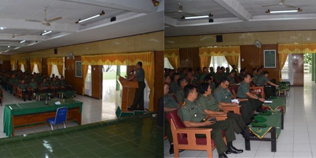 Danrem 022/PT Berikan Pengarahan Kepada Prajurit dan PNS Danrem 022/PT Berikan Pengarahan Kepada Prajurit dan PNS