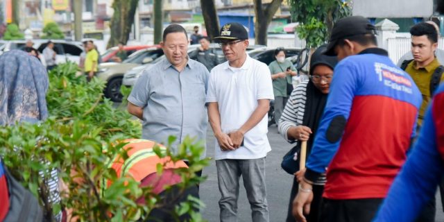 Wakil Walikota Medan Minta Aksi Bersih-Bersih di RSUD Pirngadi Rutin Dilakukan Wakil Walikota Medan Minta Aksi Bersih-Bersih di RSUD Pirngadi Rutin Dilakukan