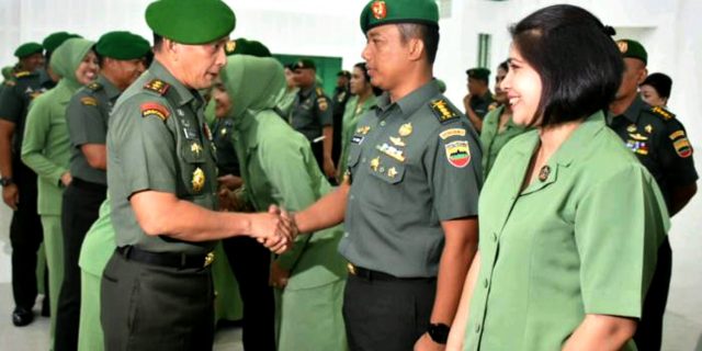 Pangdam l/BB : Peran Istri Sangat Menentukan Prestasi Suami Pangdam l/BB : Peran Istri Sangat Menentukan Prestasi Suami