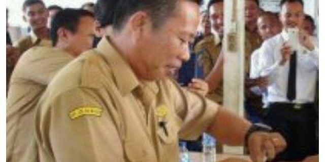 Dikabarkan Plt. Kadis PU Nias Utara Perlambat Pengumuman Pemenang Tender