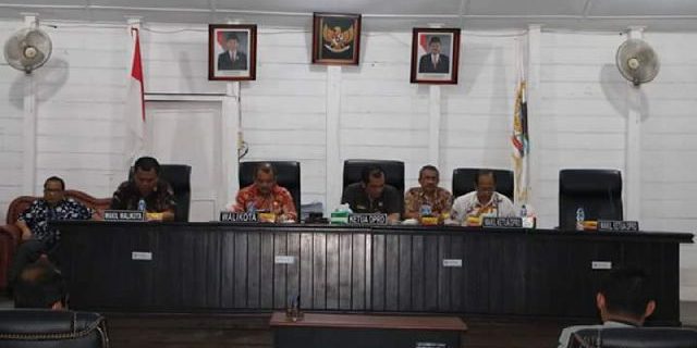 DPRD DAN WALIKOTA GUNUNGSITOLI TANDATANGAN PERSETUJUAN BERSAMA PENETAPAN PERDA BANGUNAN GEDUNG