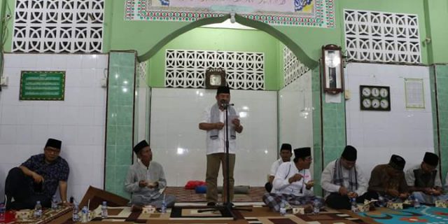Ir. Lakhomizaro Zebua Hadiri Safari Ramadhan Tahun 1438 H di Masjid Al-Muttaqin