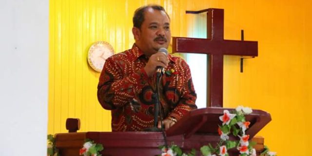 Hadiri Kebaktian BNKP, Walikota : Kepala SKPD Harus Prioritaskan Kepentingan Masyarakat