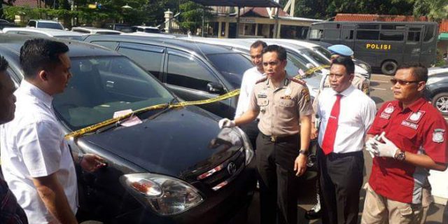 Polisi Sita 30 Unit Mobil Curian