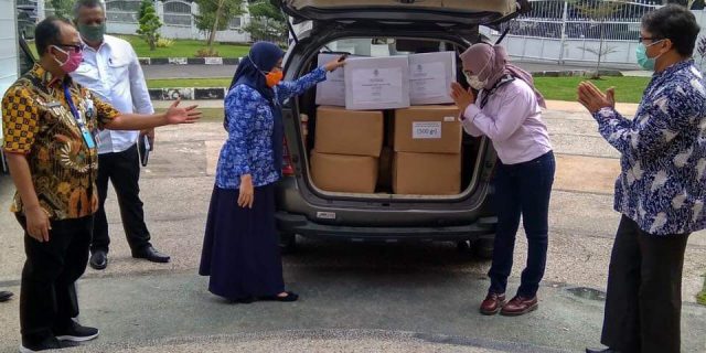 Ribuan Paket Bantuan dari Pengusaha Masuk ke Posko Covid-19 Sumut