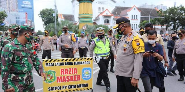 Kapoldasu Turun Langsung Meninjau Razia Masker di Medan