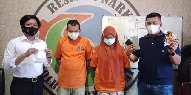 Polres Labuhanbatu Amankan Dua Pengedar Narkoba, Satu Diantaranya IRT