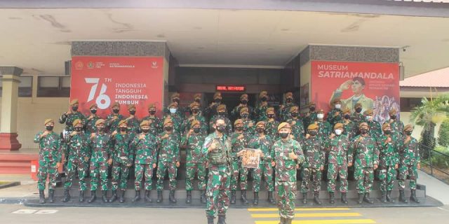 50 Prajurit Gagak Hitam Kunjungi Wisata Edukasi Museum Satria Mandala
