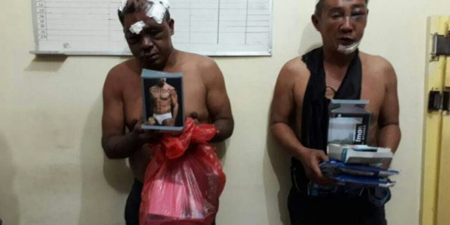 Alamakkk!!! Dua Pria Tua Ini Mencuri Celana Dalam