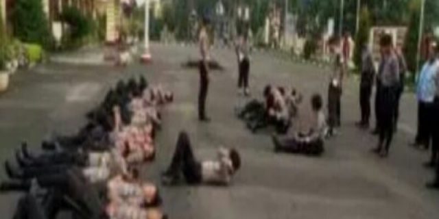 Kurang Rapi Saat Magang, 60 Bintara Polisi Ini Disuruh Sit Up