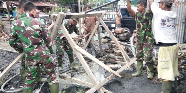 Kodim 0201/BS Bangun Sumur Bor Untuk Warga Belawan