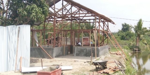 Hari Ke 13 Program TMMD Kodim 0201/BS Pada Bedah Rumah Mecapai 30%