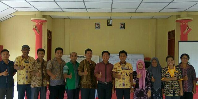 Camat Gunungsitoli Utara Kukuhkan Pengurus Karang Taruna Periode 2017-2021