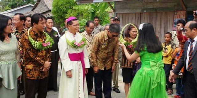 Bupati Nias Utara Hadiri Pesta Perak