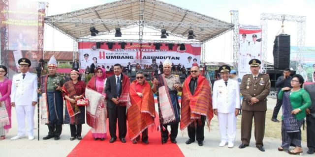 Kapoldasu Hadiri HUT ke 14 Kabupaten Humbahas 