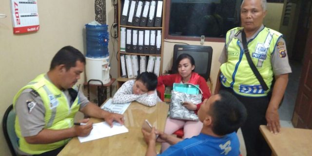 Berkat Aplikasi Polisi Kita,Ibu Kehilangan Anak Ucapkan Terima Kasih Kepada Polsek Medan Baru