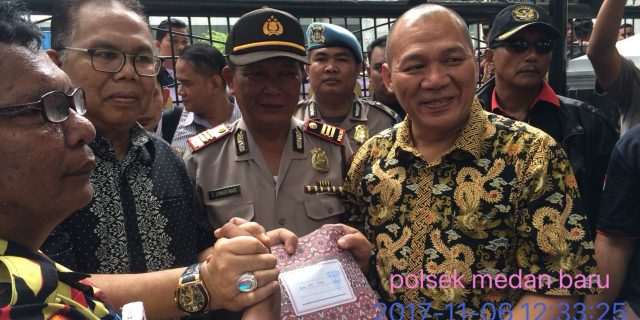 WAKA POLSEK MEDAN BARU KAPAM OBJEK UNRAS DIKANTOR DPRD SUMUT