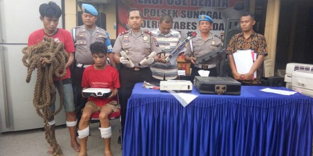 Kedua Pelaku Pembobol Karaoke Smile,Ditembak Petugas…!!!
