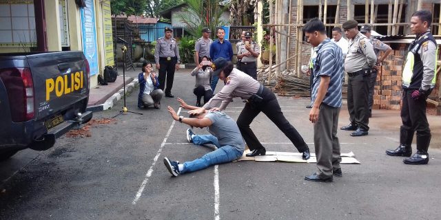 Puluhan Personil Polsek Sunggal Gelar Latihan Penggeledahan Badan
