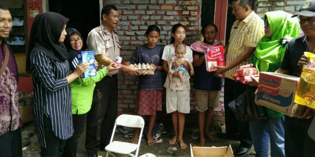 Polsek Medan Baru Kunjungi Warga Kurang Mampu