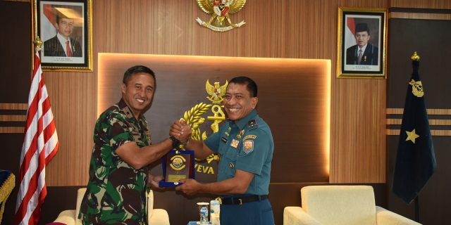 Laksamana Pertama TNI Ali Triswanto Menerima Kunjungan Brigjen TNI Nur Alamsyah