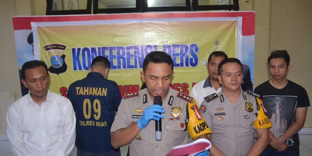 Diduga Gelapkan Uang Nasabah 800 Juta, 2 Pegawai PT. Asuransi Prudential Cabang Nias Ditangkap Diduga Gelapkan Uang Nasabah 800 Juta, 2 Pegawai PT. Asuransi Prudential Cabang Nias Ditangkap