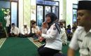 BINMAS POLSEK TAMBORA JALIN SILAHTURAHMI DALAM BUKA BERSAMA CAMAT TAMBORA DI MASJID JAMI AL MUTAQIN