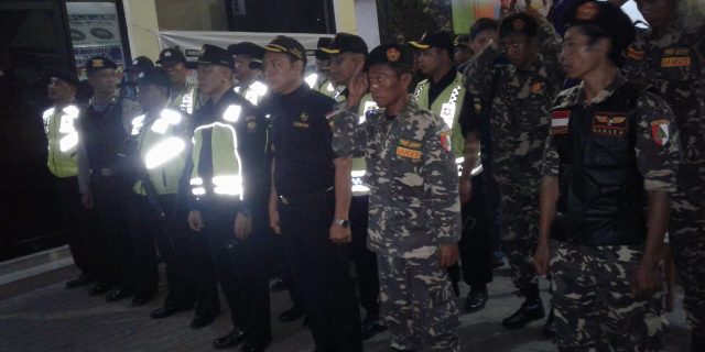 Jelang Akhir Pekan, Wakapolsek Cengkareng Pimpin Apel Cipkon