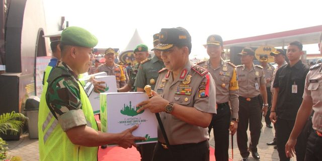 Kunjungan Kerja Kapolda Jatim Cek Kesiapan Pos Pengamanan dan Pelayanan Mudik Lebaran