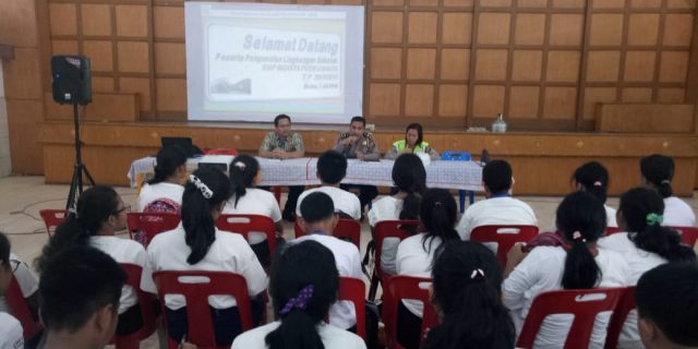 Iptu Tucfhat Lubis Jadi Narasumber di Sekolah Cahaya Putri Medan
