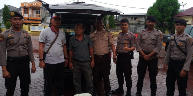 Gelar Operasi Pekat, Polres Nisel Kembali Sita 105 Liter Tuak Suling Gelar Operasi Pekat, Polres Nisel Kembali Sita 105 Liter Tuak Suling