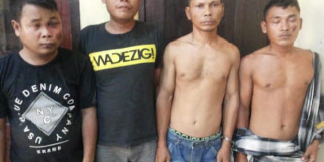 Keempat Pria Ini Ditangkap Polisi Saat Pesta Minum Tuak dan Narkoba