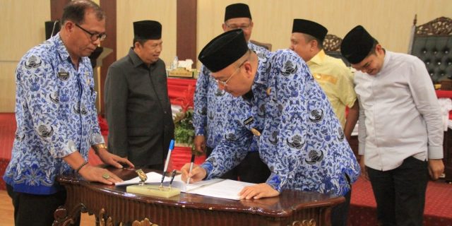 DPRD Terima LPJ Walikota Medan Atas Pelaksanaan APBD 2017