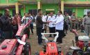 Serahkan Alsintan Kepada Warga, Bupati Nias Berharap Produksi Pertanian Meningkat