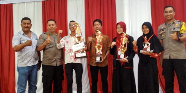 SMA 16 Juara Lagu Pahlawan Piala Kapolsek Medan Labuhan