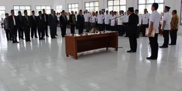 Tegas! Bupati Nias Utara Gelar Mutasi Besar-Besaran