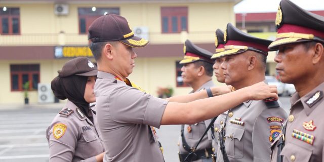 Kapolrestabes Medan Pimpin Sertijab Kasat Tahti, Kasi Propam dan Kapolsek