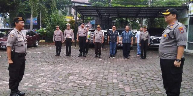 Kapolsek Medan Baru Pimpin Apel Kesiapan Pengamanan Idul Fitri 2019