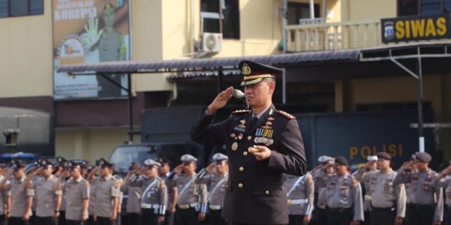 Kapolrestabes Medan Pimpin Upacara Peringatan Hari Pahlawan