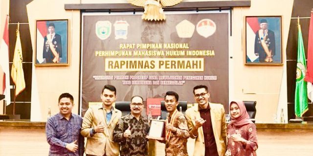 Transformasi Rule of Law Menuju Rule of Social Justice Transformasi Rule of Law Menuju Rule of Social Justice