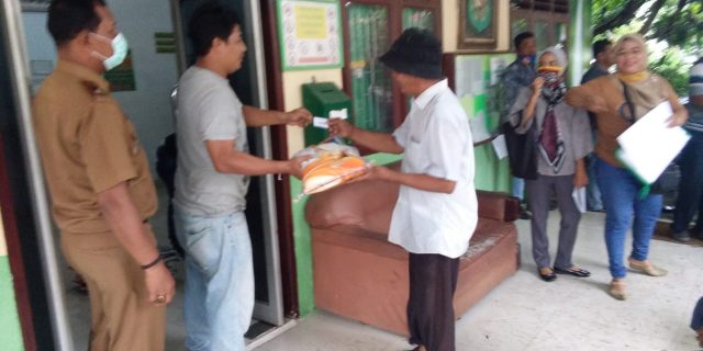 Pemko Medan Salurkan Bantuan Kepada Masyarakat