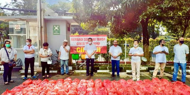 Aksi Pelayanan Sosial CINTANI Berbagi Kasih Dan Berkat Kepada Warga Terdampak Covid-19