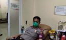 Serdik Sespimmen Dikreg ke-60 Kompol Daniel Somanonasa Marunduri Donor Darah di PMI Bekasi