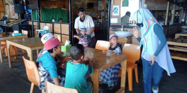 Manejer Marine Caffee Belawan Adakan Kegiatan Sunatan Massal