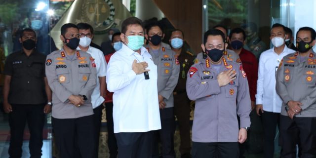 Dikunjungi Kapolri, Jaksa Agung Merasa Bahagia