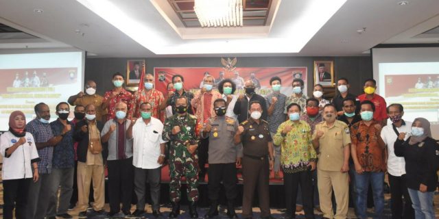 Rajut Kebinekaan dan Tolak Rasisme, Pangdam XVIII/Kasuari: Mari Bangun Komunikasi Konstruktif