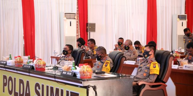 Kapoldasu dan PJU Ikuti Rapim Polri Tahun 2021 Secara Virtual