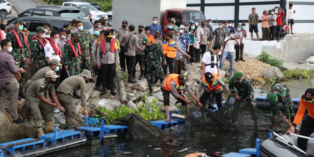 Kapoldasu Tinjau Penertiban Keramba Jaring Apung di Kawasan Danau Toba