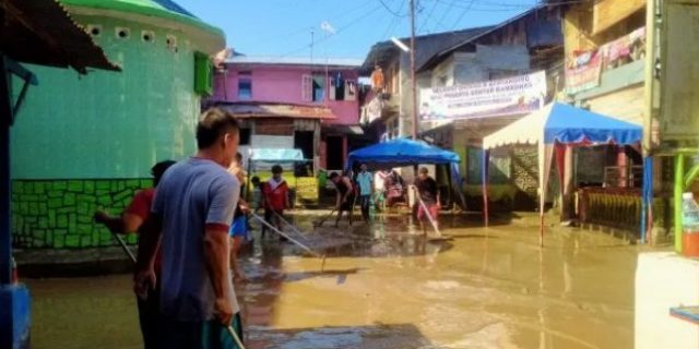 Ratusan Rumah di Kampung Aur Medan Terendam Banjir